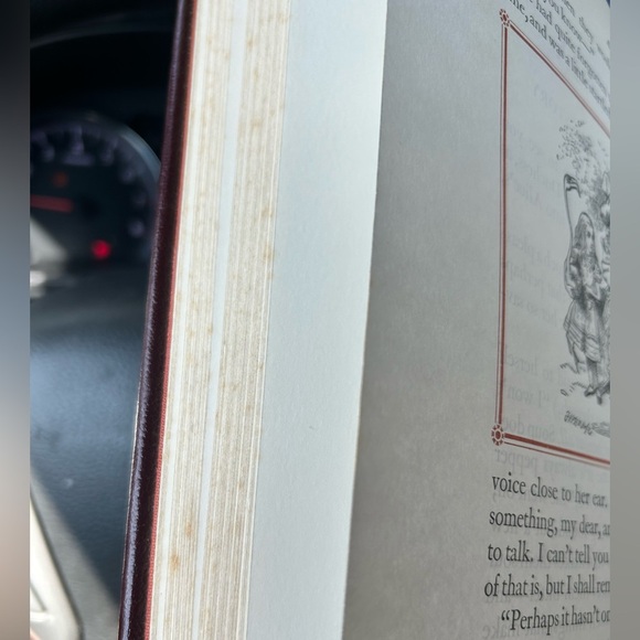 Leather Bound Alice's Adventures in Wonderland Book EXCELLENT CONDITION (1977) - Picture 11 of 12